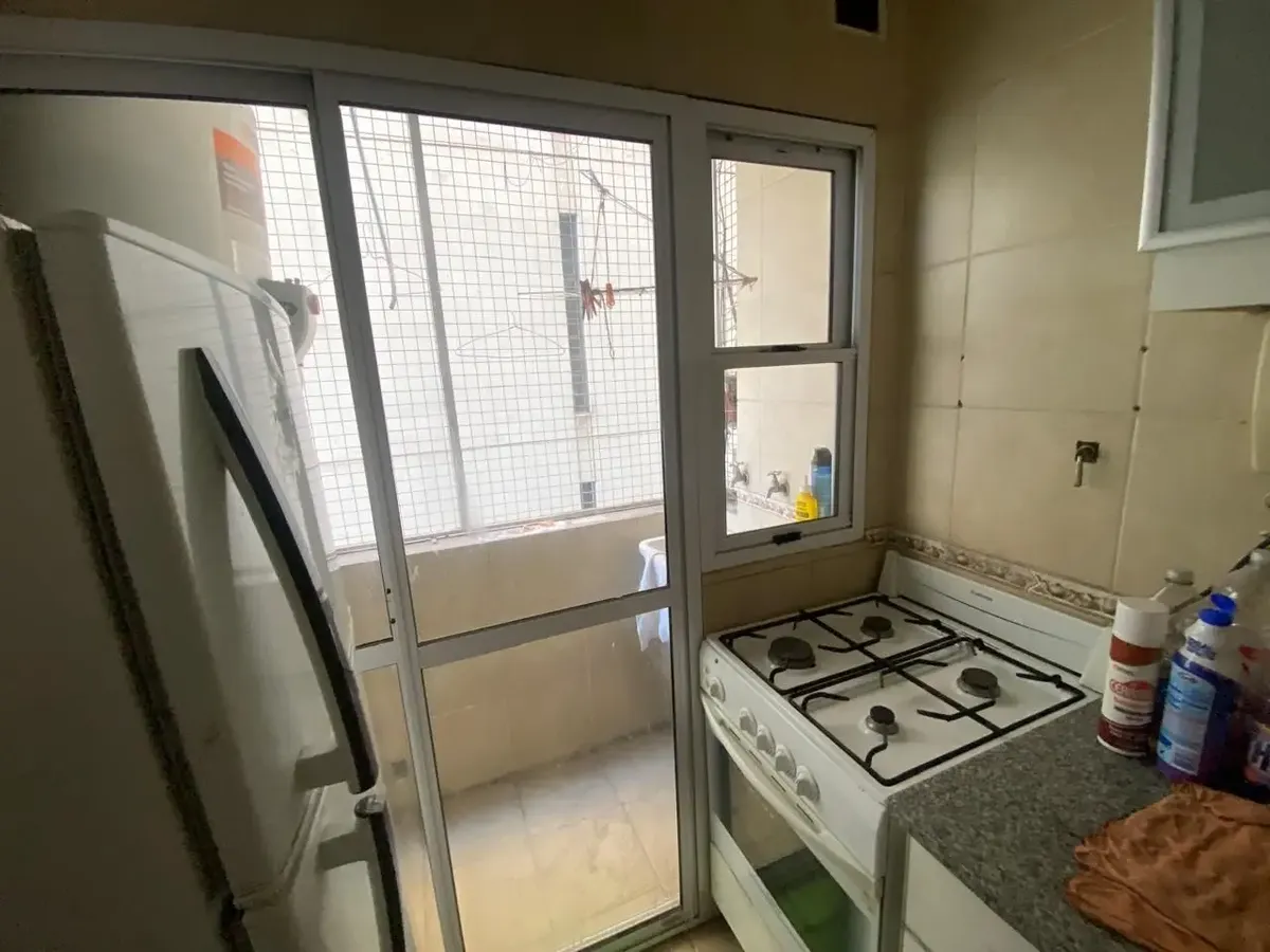 Apartamento de dois ambientes com 1 quarto no contrafrente em Palermo