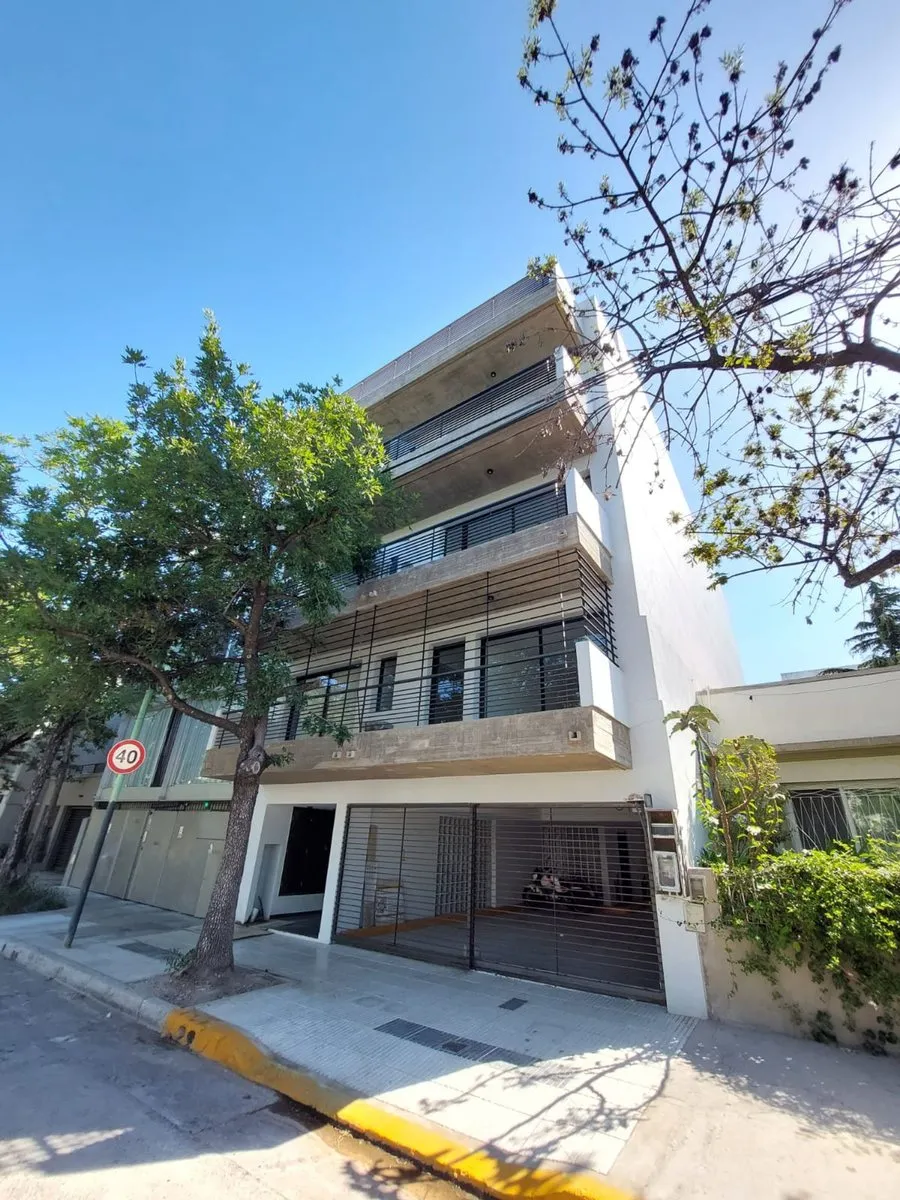 Квартира-студия с парковочным местом в Saavedra