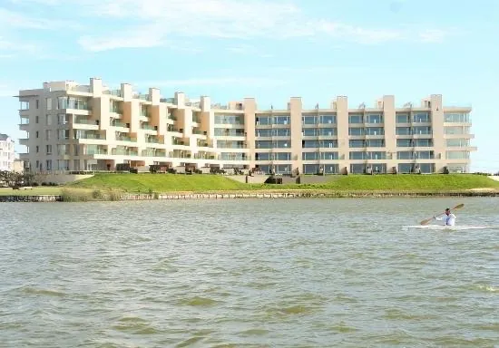 Departamento de 3 ambientes sin muebles en Tigre con cochera