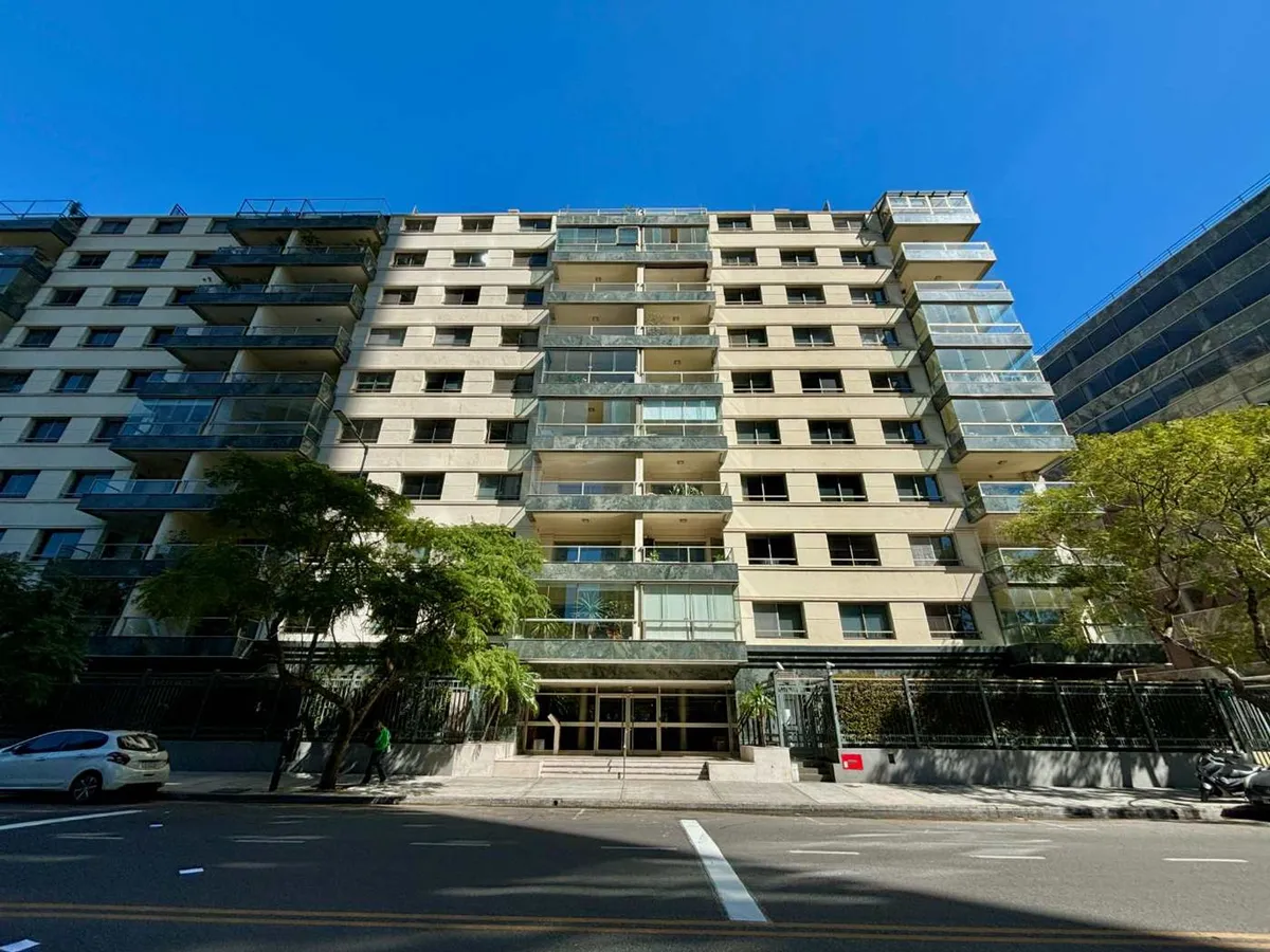 Четырёхспальная квартира в Puerto Madero