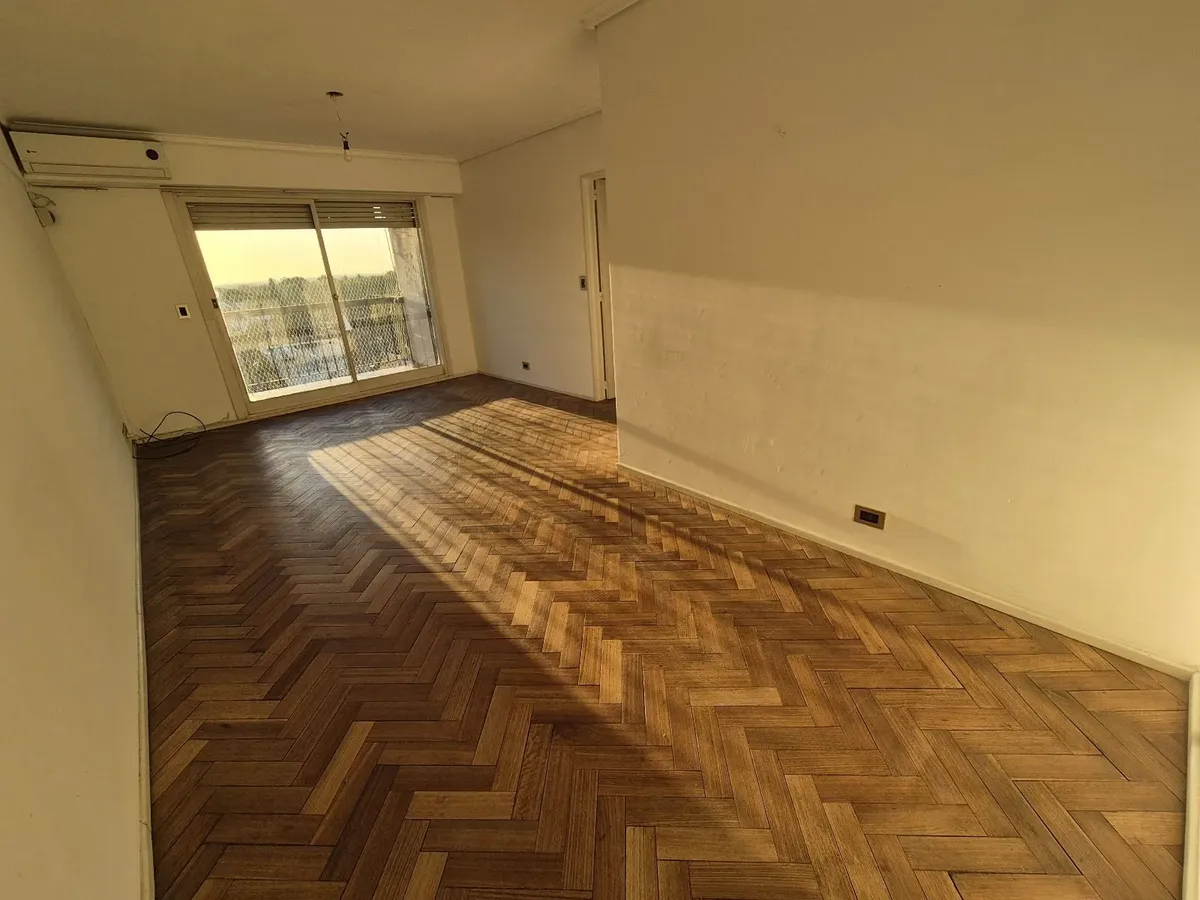 Four-room apartment in Banfield Oeste