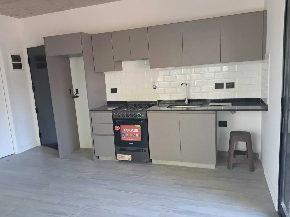 Two-room half-floor apartment in General San Martín