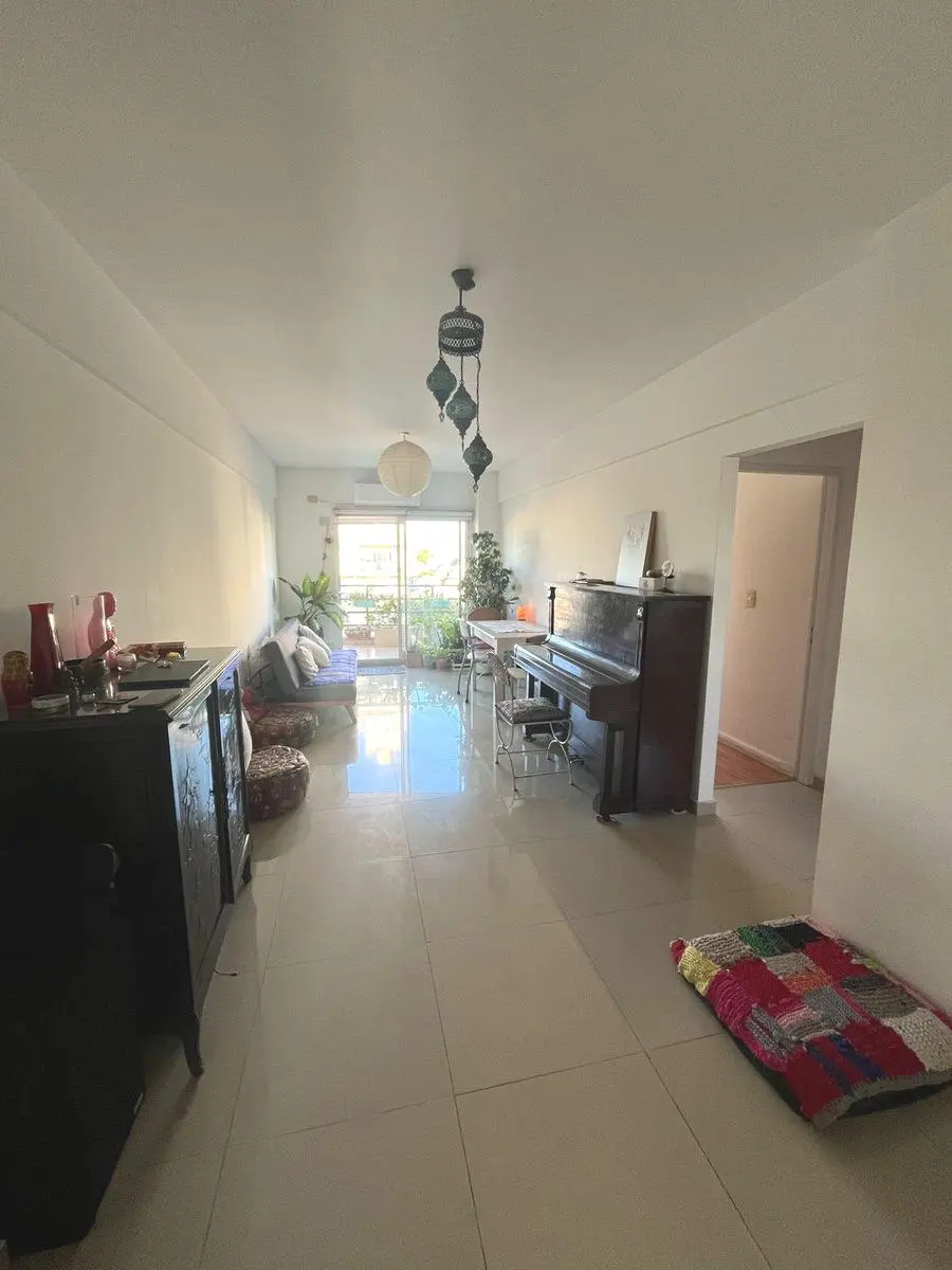 Two-room apartment in Flores Norte with amenities