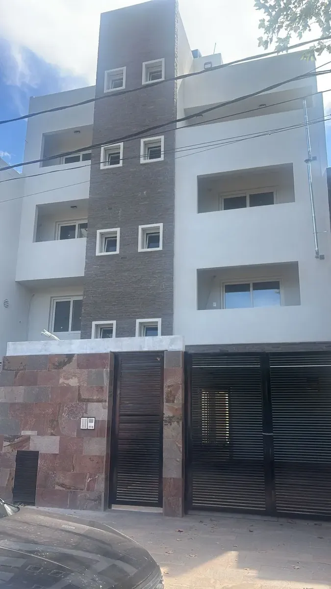 Departamento de 2 ambientes a estrenar en Morón