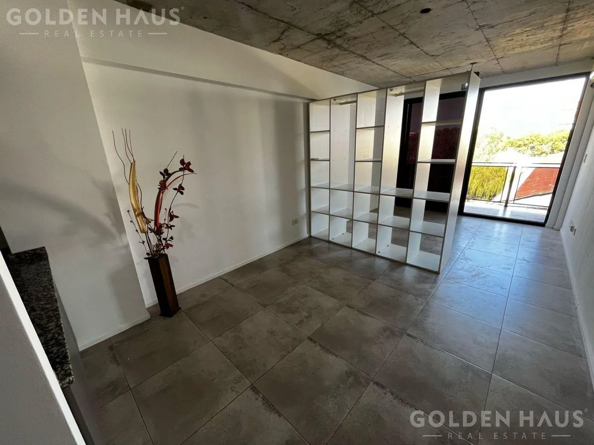 Apartamento de um ambiente com varanda em Vélez Sarsfield