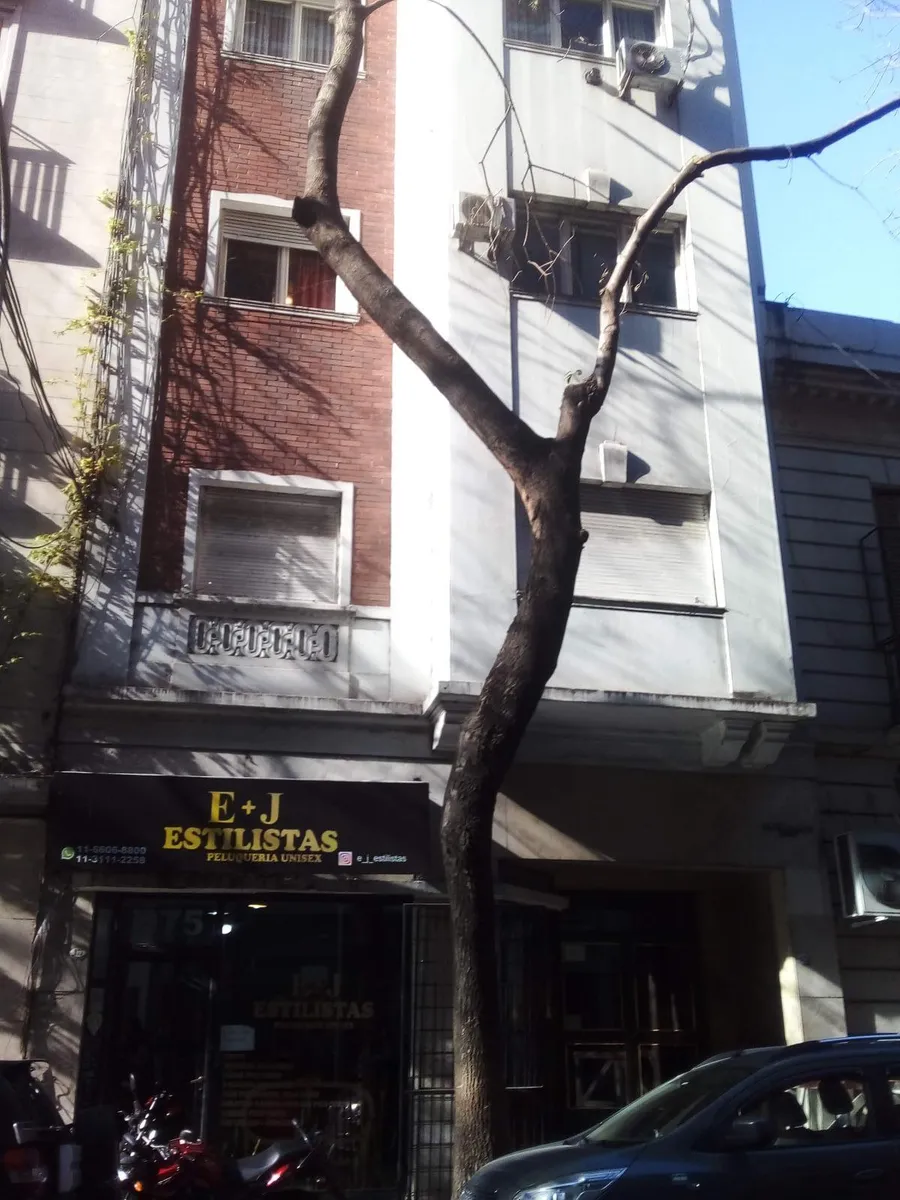 Apartamento de dois ambientes no bairro Florida