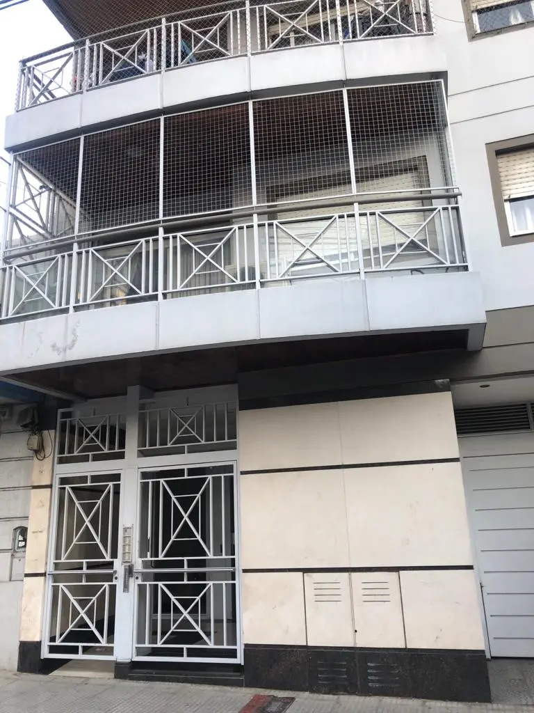 Kitnet com pátio em Caballito