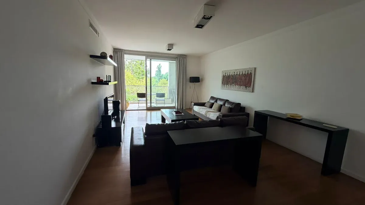 Apartamento de três ambientes em Puerto Madero