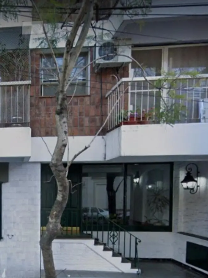 Departamento de 2 ambientes con balcón francés en Olivos