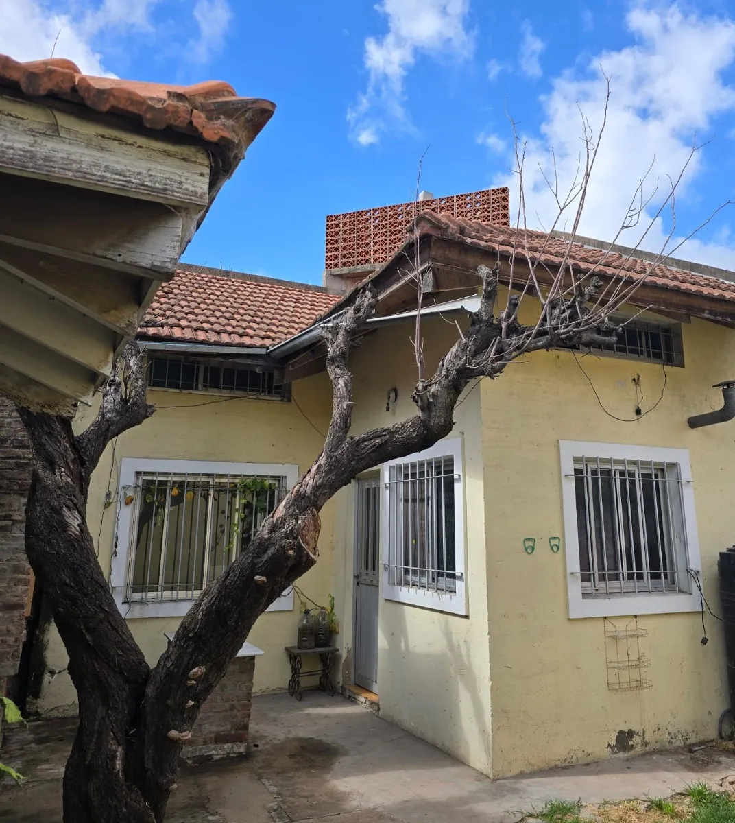 Двухуровневая квартира с 1 спальней в Wilde, Avellaneda