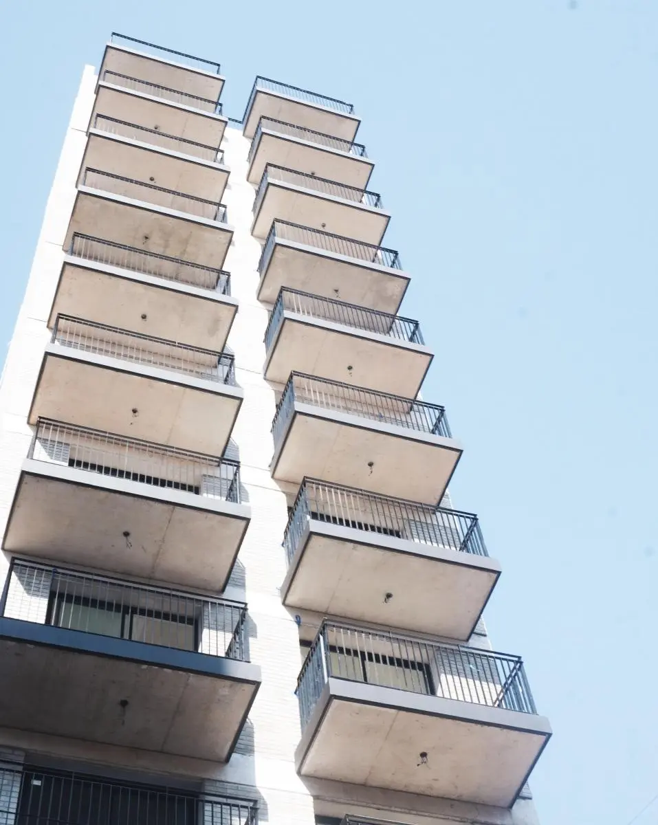 Furnished studio apartment in Monserrat