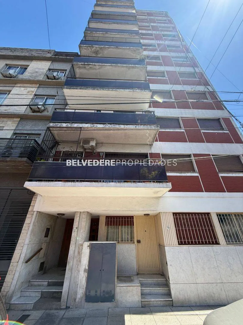 Квартира с 1 спальней и собственным двориком в Avellaneda