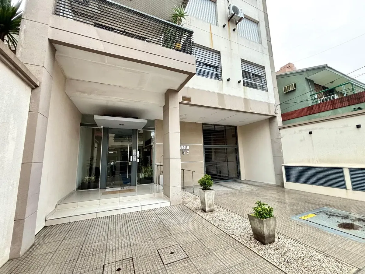 Apartamento de dois ambientes com 1 quarto em Lanús Este