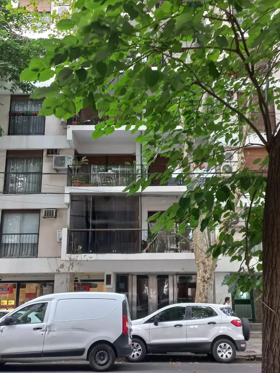 Apartamento de dois ambientes com 1 quarto e vaga coberta em Belgrano