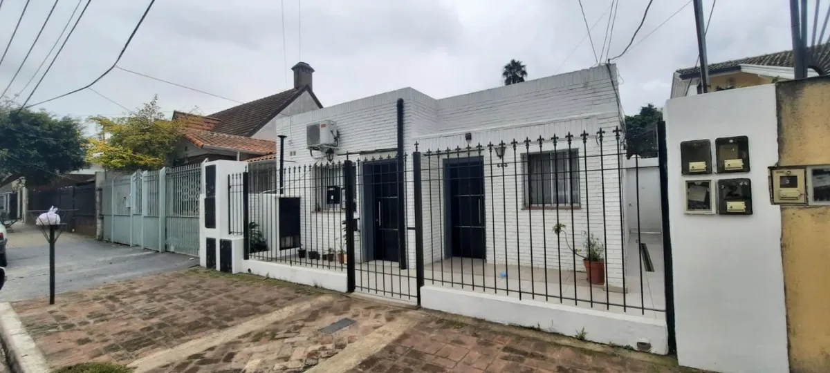 Квартира с двумя комнатами в Quilmes