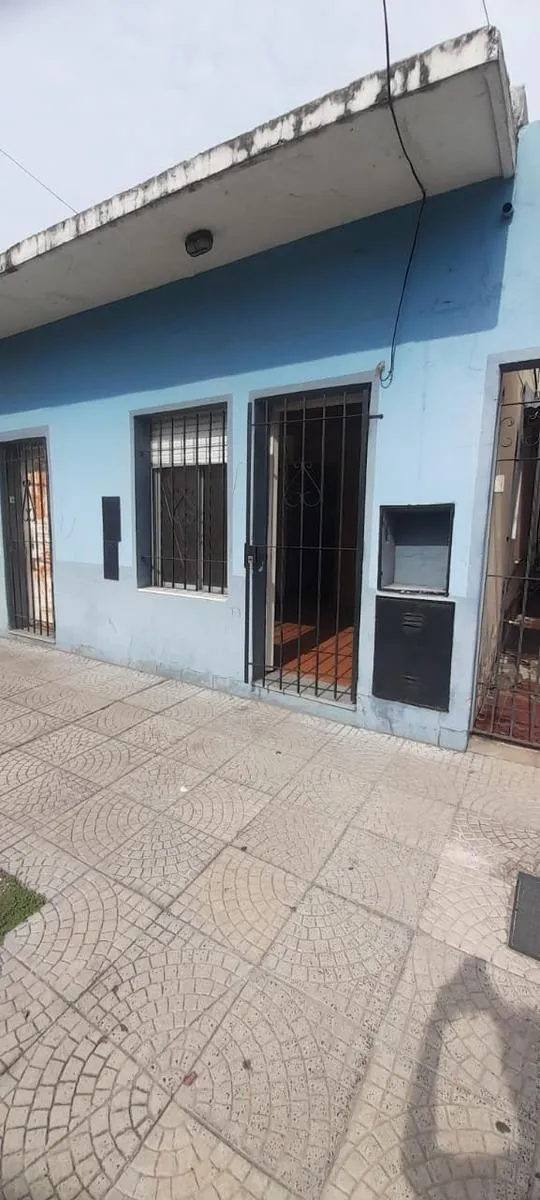 PH al frente de 2 ambientes en San Justo