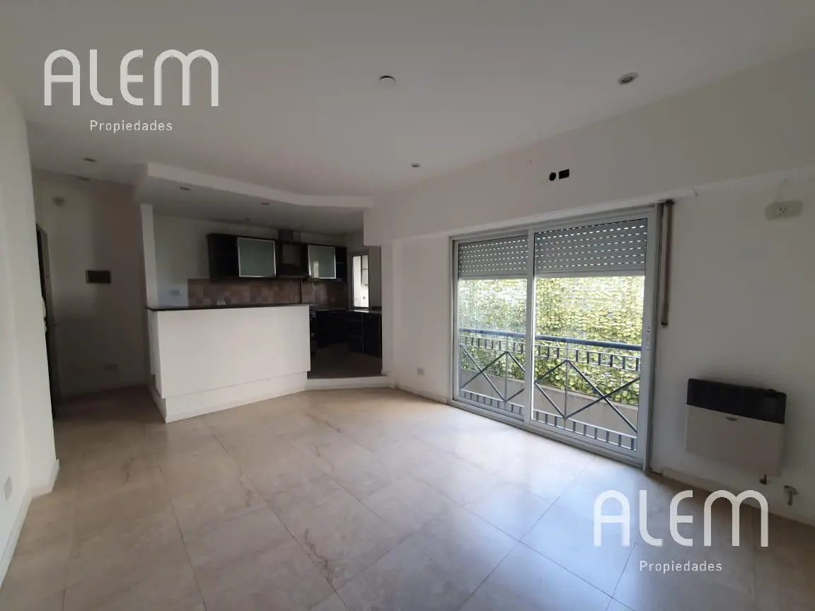 Two-room apartment in Lomas de Zamora Oeste
