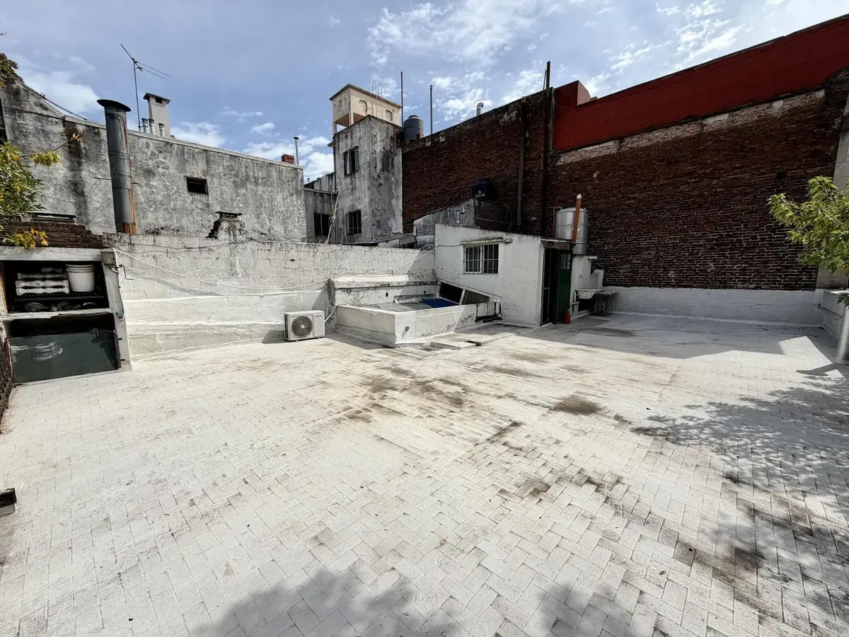 Two-bedroom PH office unit in Chacarita