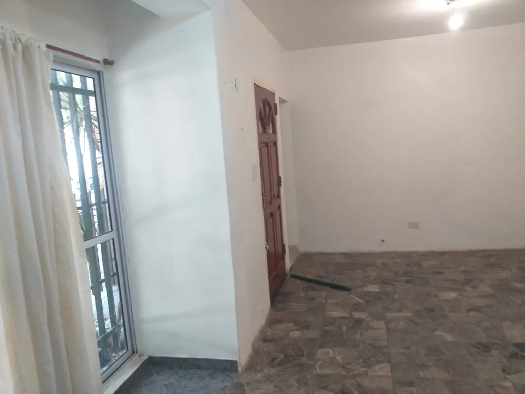 Kitnet em térreo em Villa Luzuriaga, La Matanza