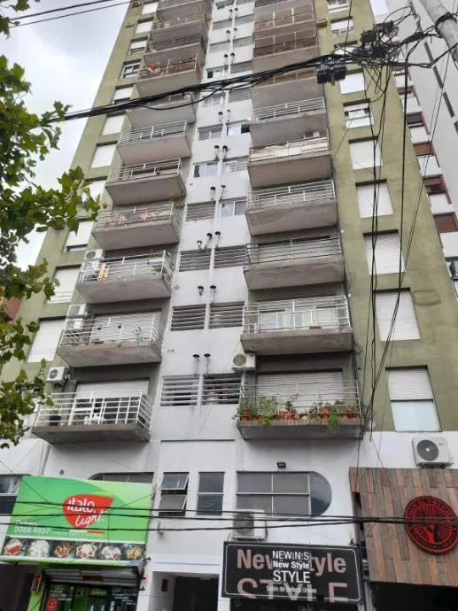 Departamento de 2 ambientes con balcón en Ramos Mejía Sur
