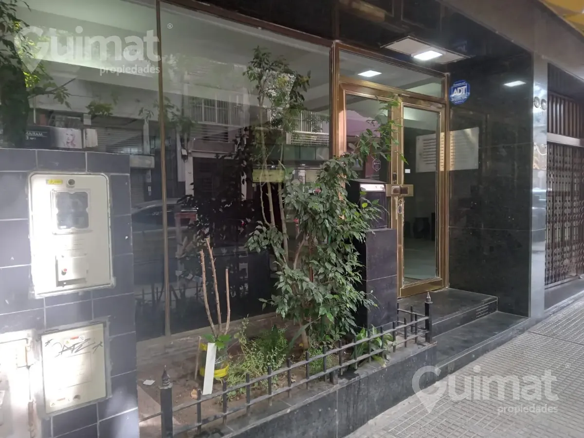 Квартира-студия под профессиональное использование в Balvanera рядом с Facultad