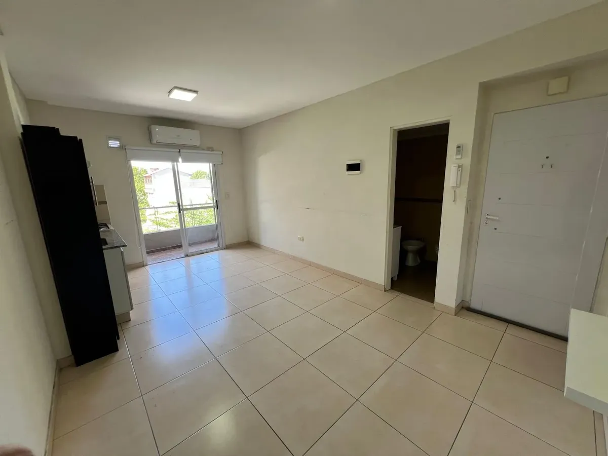 Departamento de 2 ambientes en Caseros, Tres de Febrero