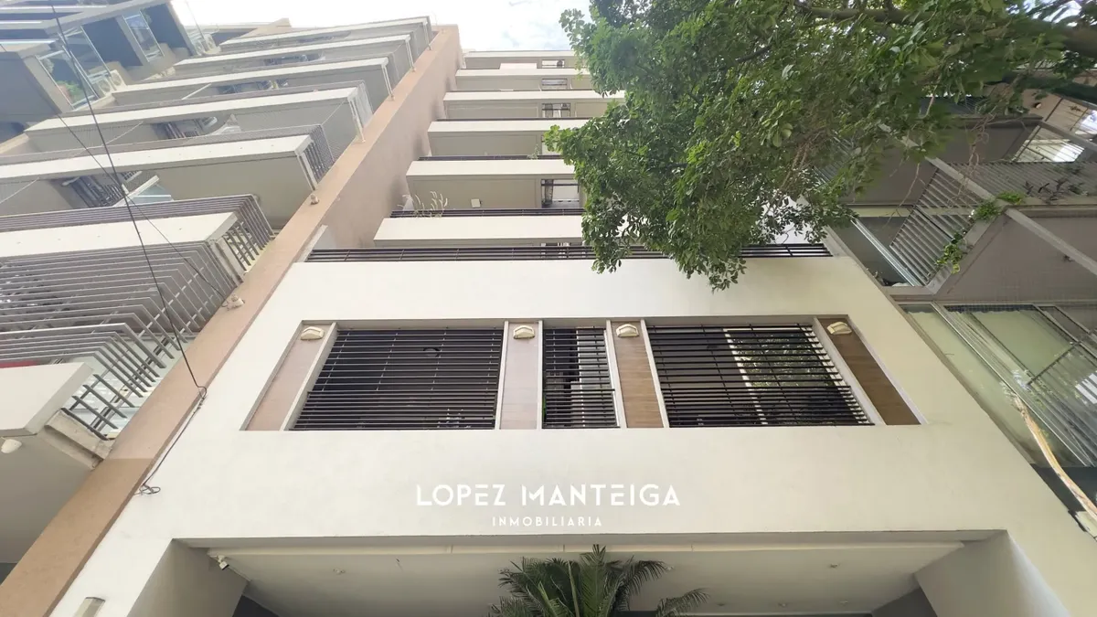 Two-room apartment with terrace balcony in Villa Urquiza