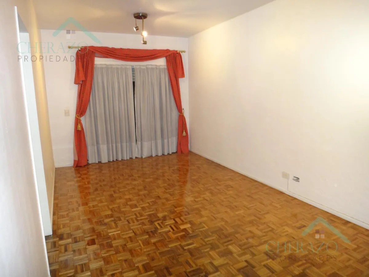 Apartamento de dois ambientes em Saavedra