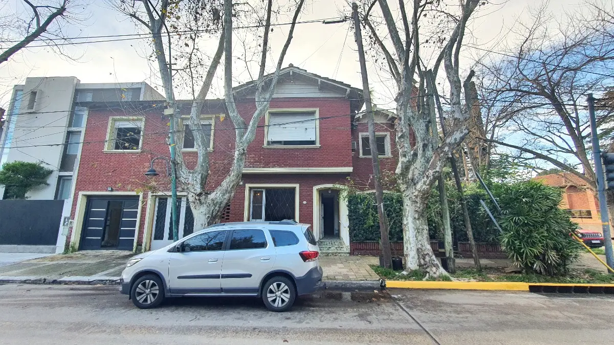 Четырёхкомнатная квартира в Olivos