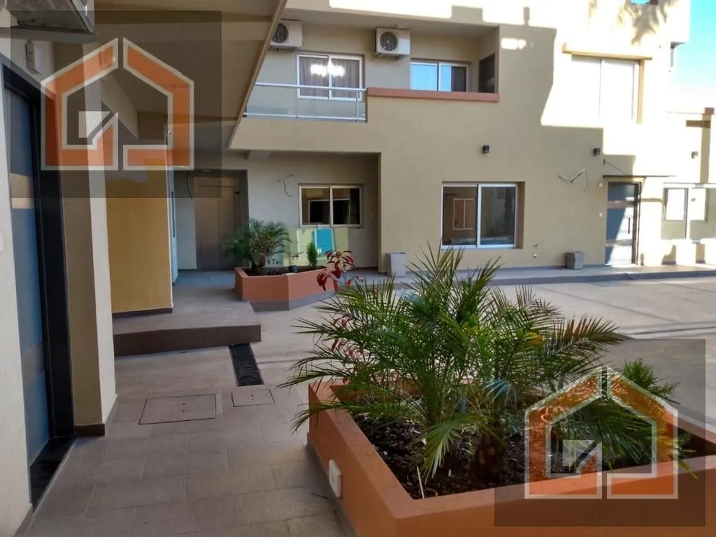Studio apartment with parking in Morón Sur