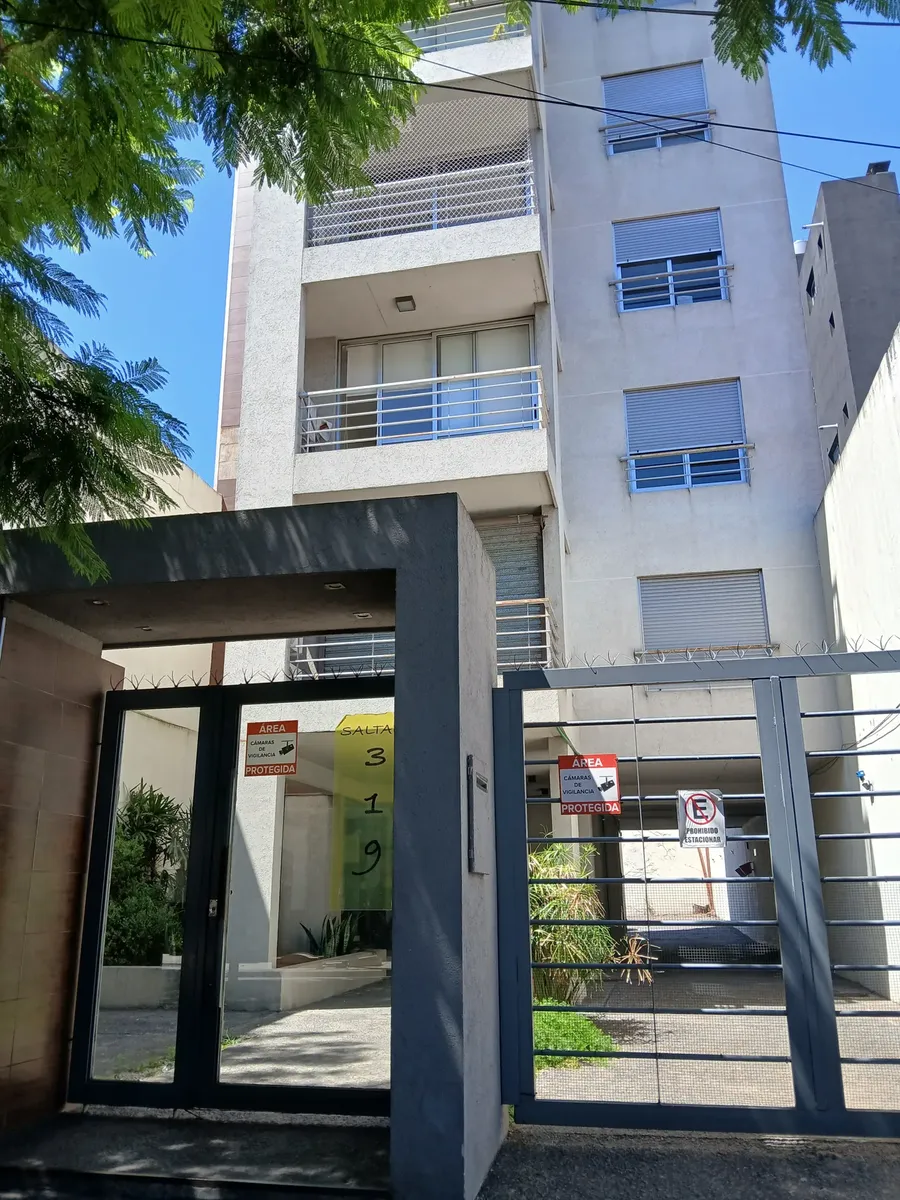 Apartamento de kitnet com vaga de garagem em Morón Norte