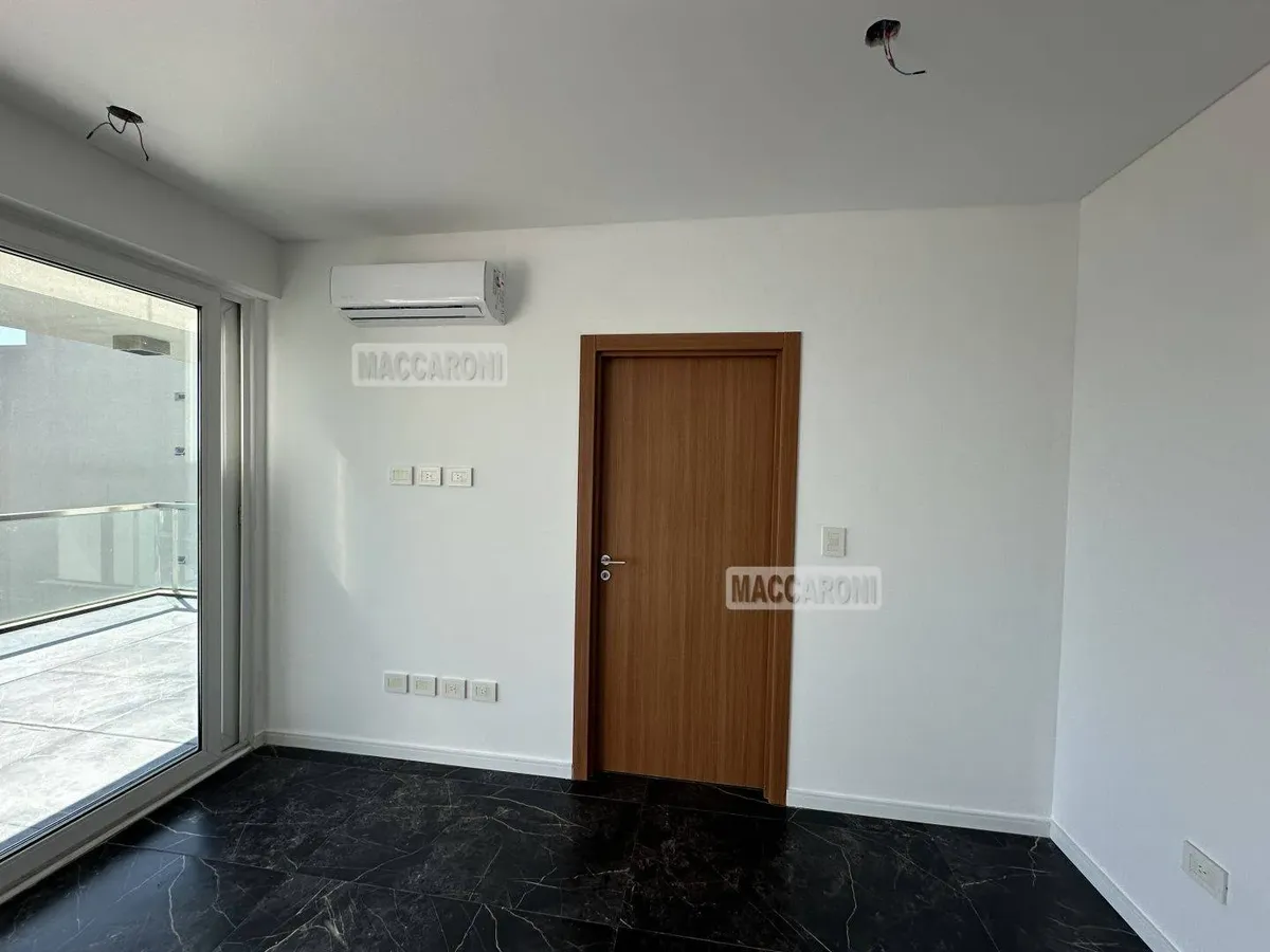 Apartamento de dois ambientes novo (nunca habitado) em Mataderos