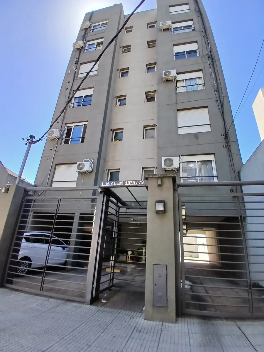 Apartamento de 2 ambientes com 1 quarto em Morón Norte