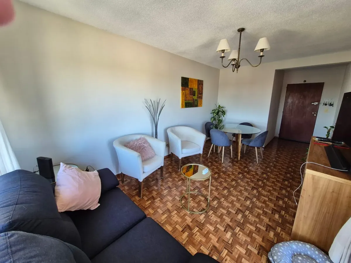 Two-bedroom three-room apartment with parking in Tigre Centro