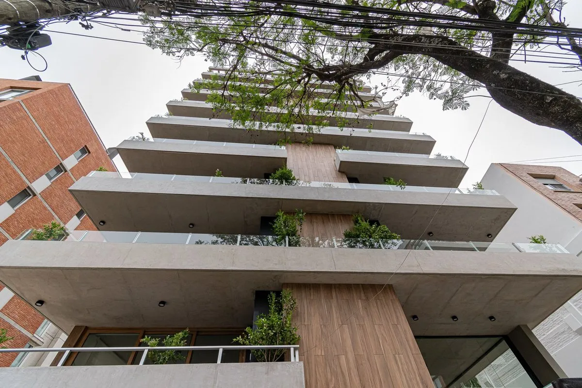 Departamento de 4 ambientes con balcón y parrilla en San Isidro