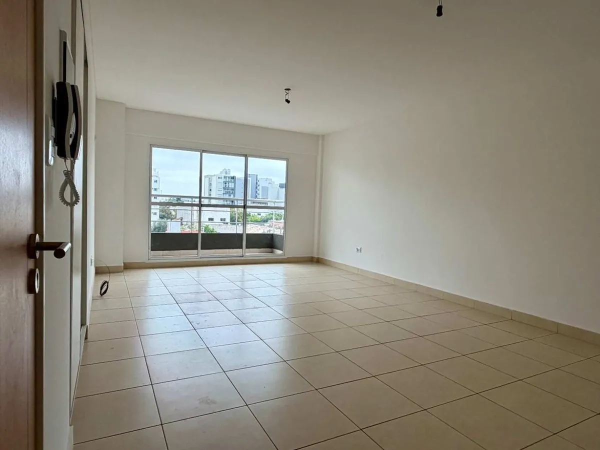 Monoambiente a estrenar con balcón en Villa Luro