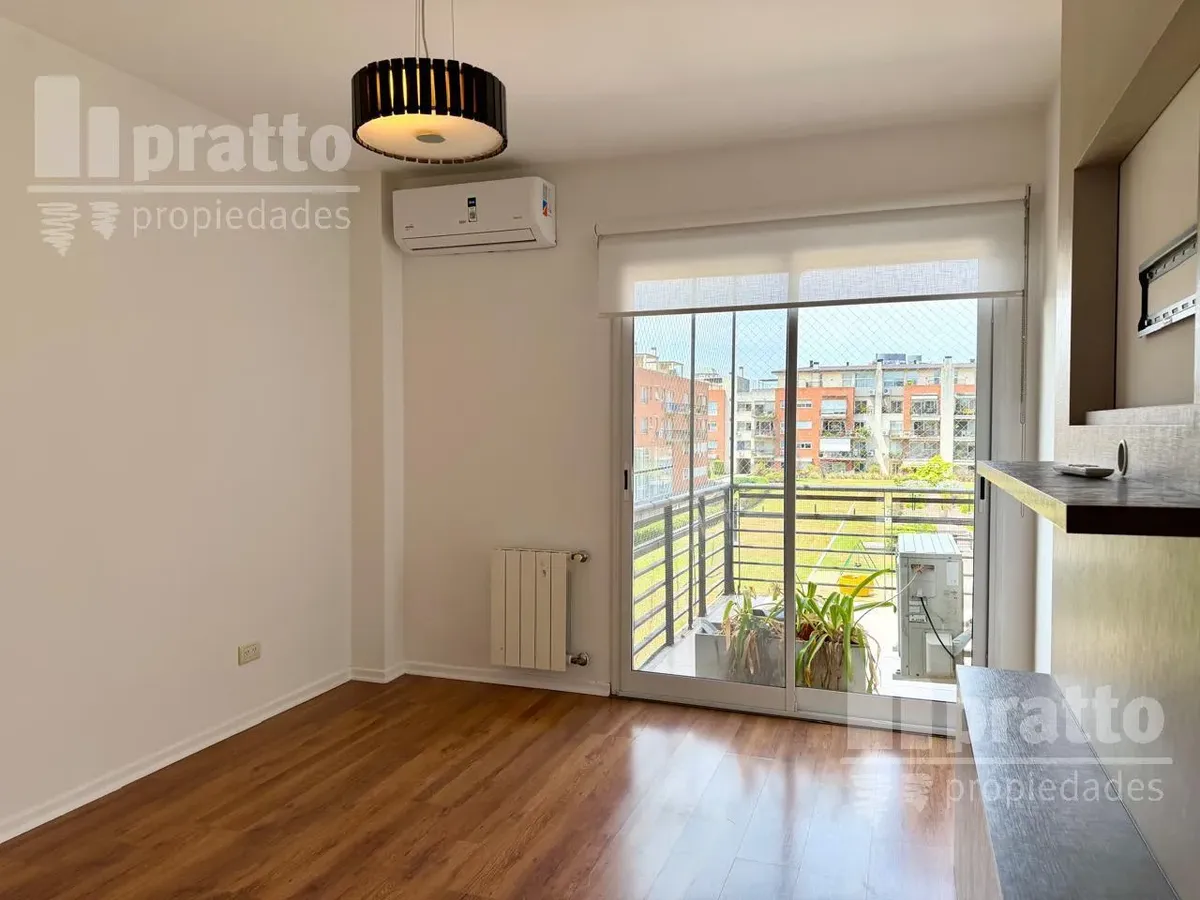 Apartamento de 4 ambientes com 2 dormitórios em Beccar Plaza 2
