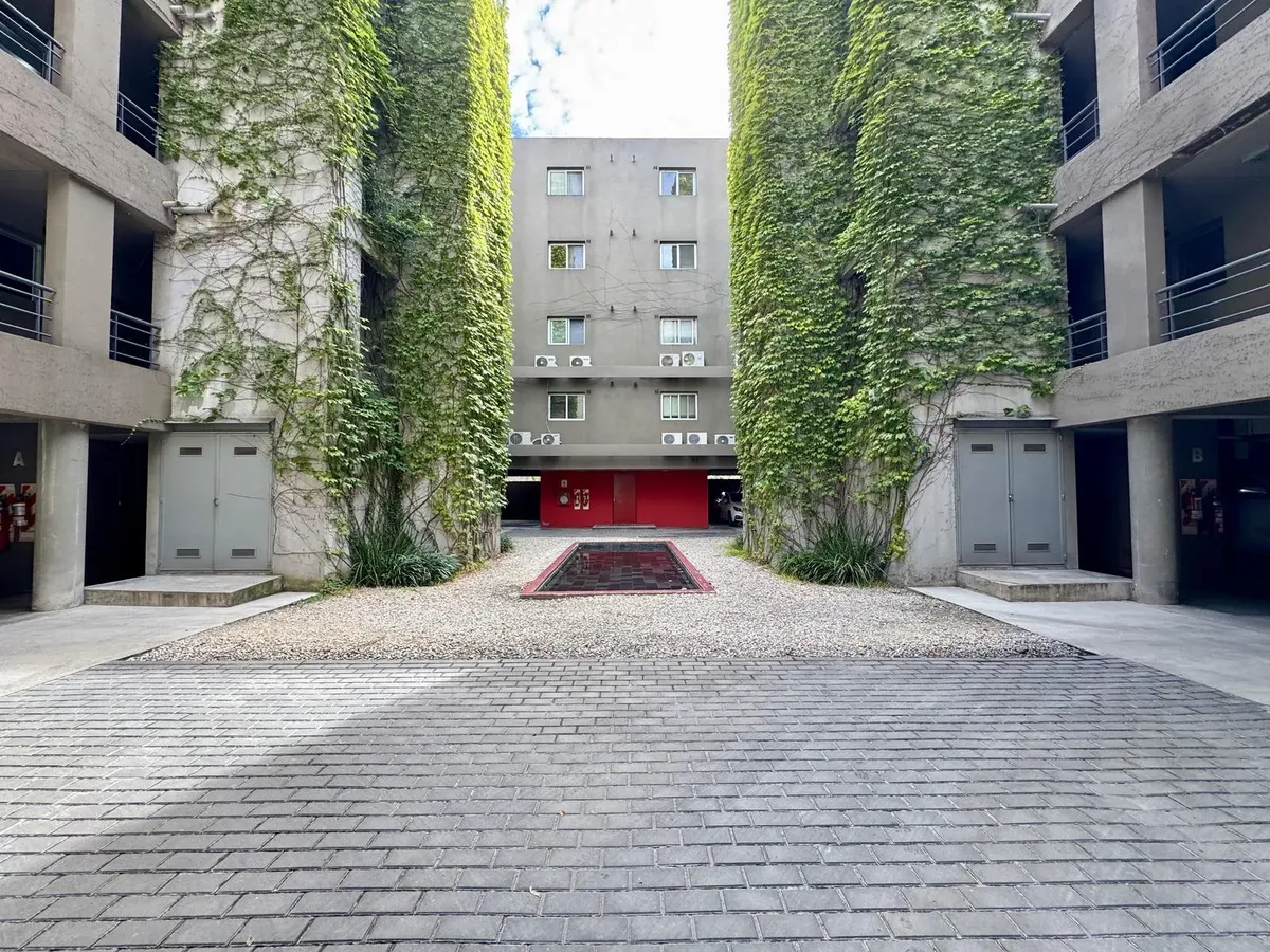 Departamento de 2 ambientes en alquiler con cochera en Tigre