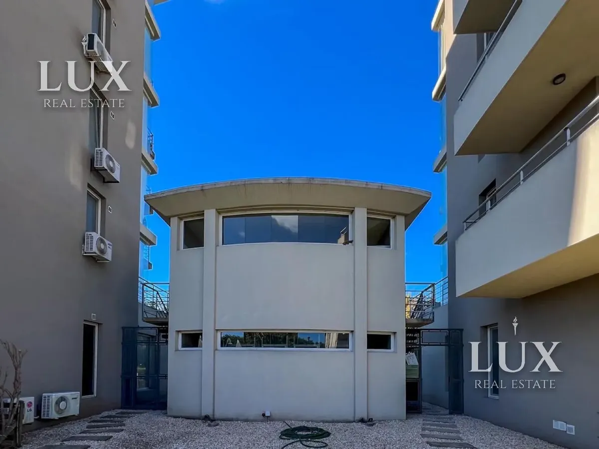 Departamento de 2 ambientes con balcón en Tigre