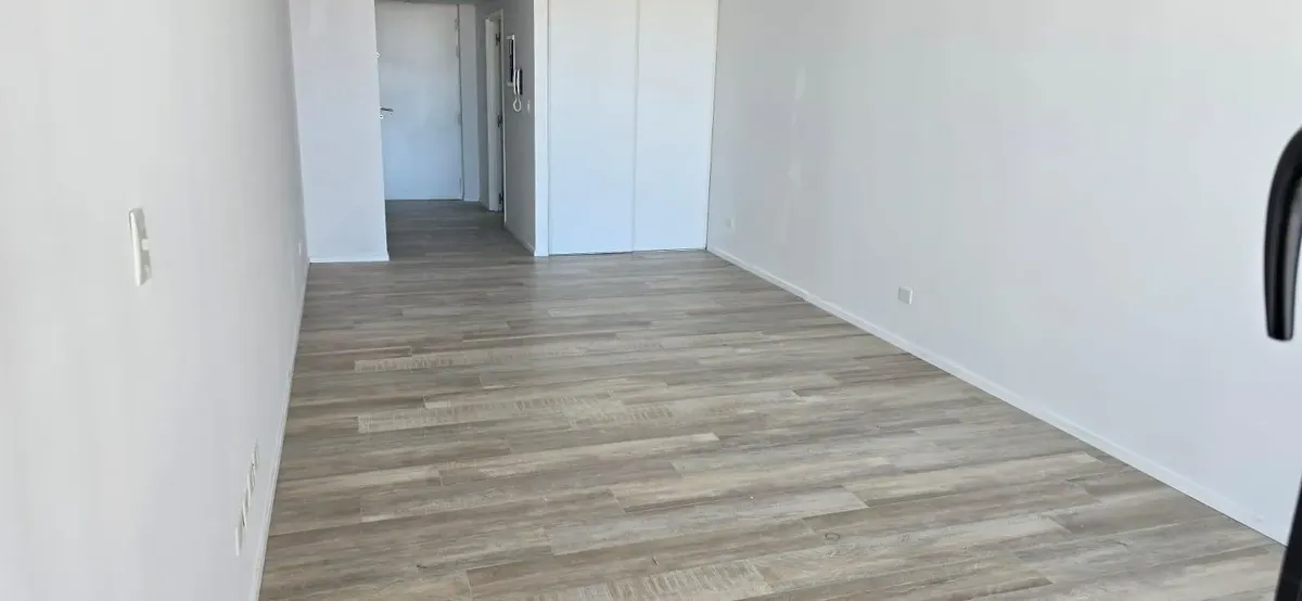 Новая квартира-студия с балконом в Balvanera