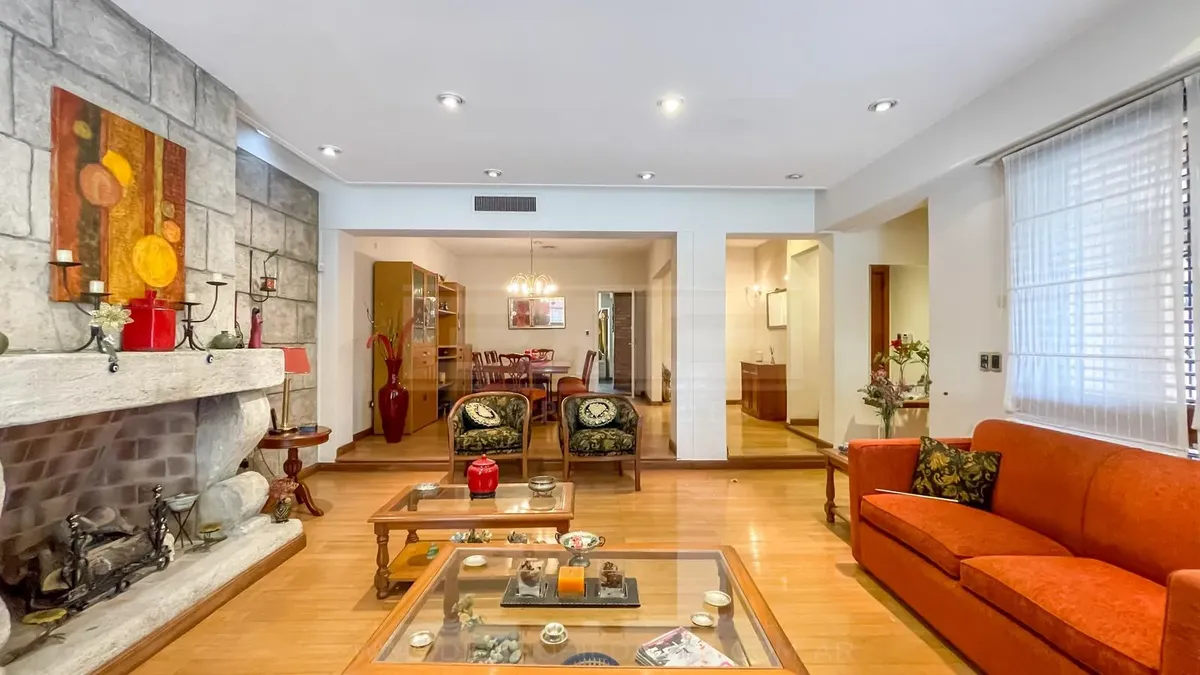 Четырёхкомнатная квартира в Florida (Vicente López)