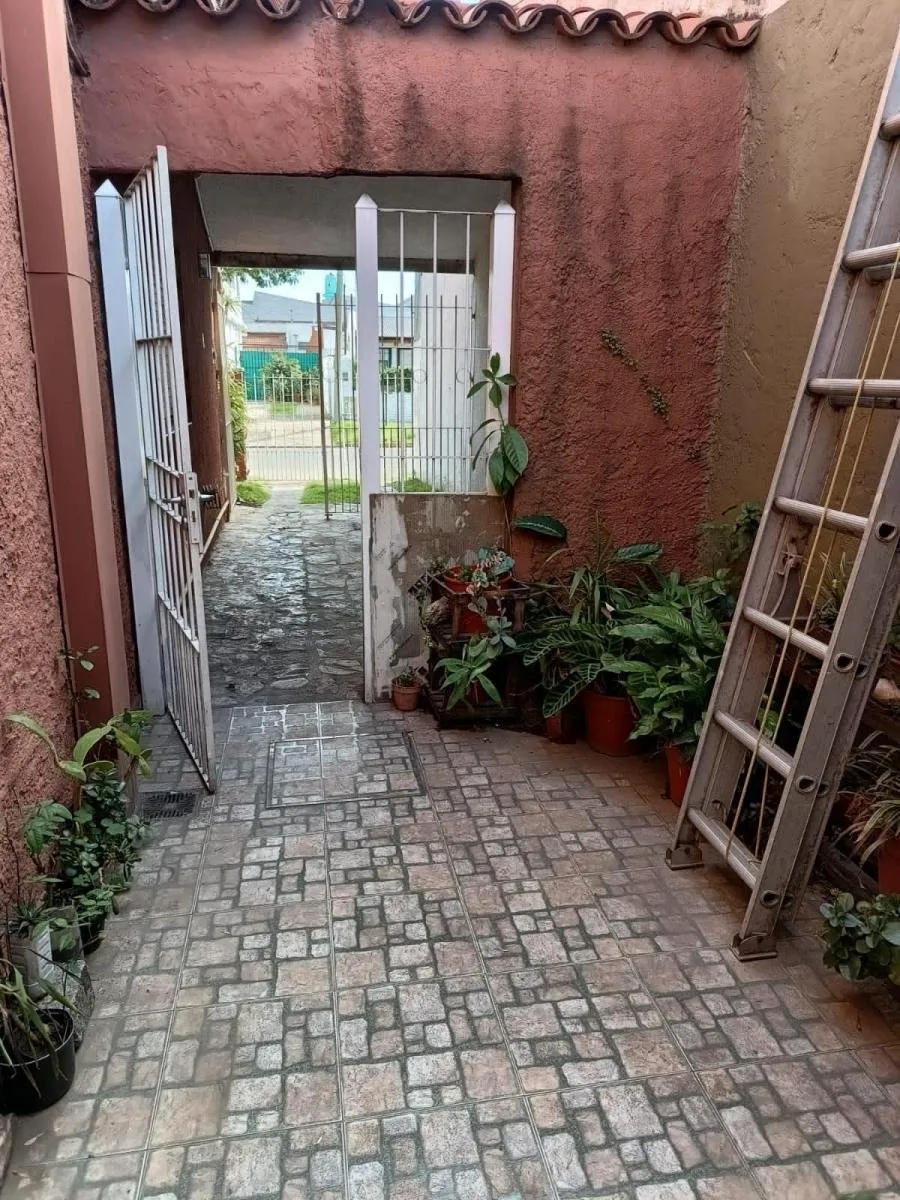 PH de 2 ambientes y medio con 2 dormitorios en Villa Adelina