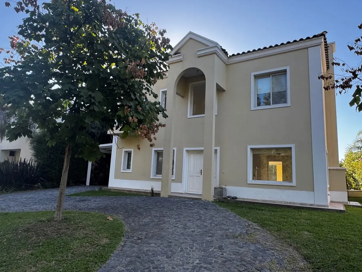 Four-bedroom house for rent in Los Sauces, Nordelta (Tigre)