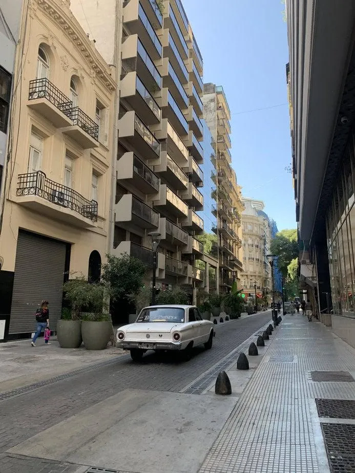 Departamento de 2 ambientes con 1 dormitorio en Retiro