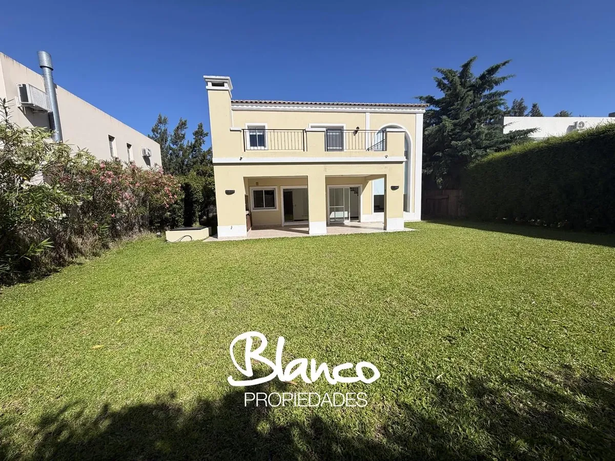 Four-bedroom house for rent in Los Sauces, Nordelta (Tigre)