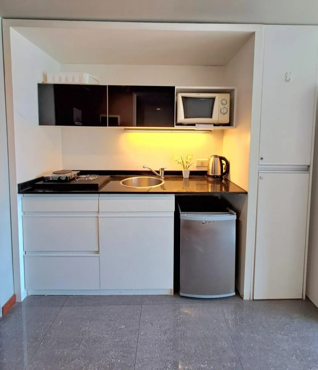 Kitnet mobiliada em Monserrat a 2 quadras da UADE