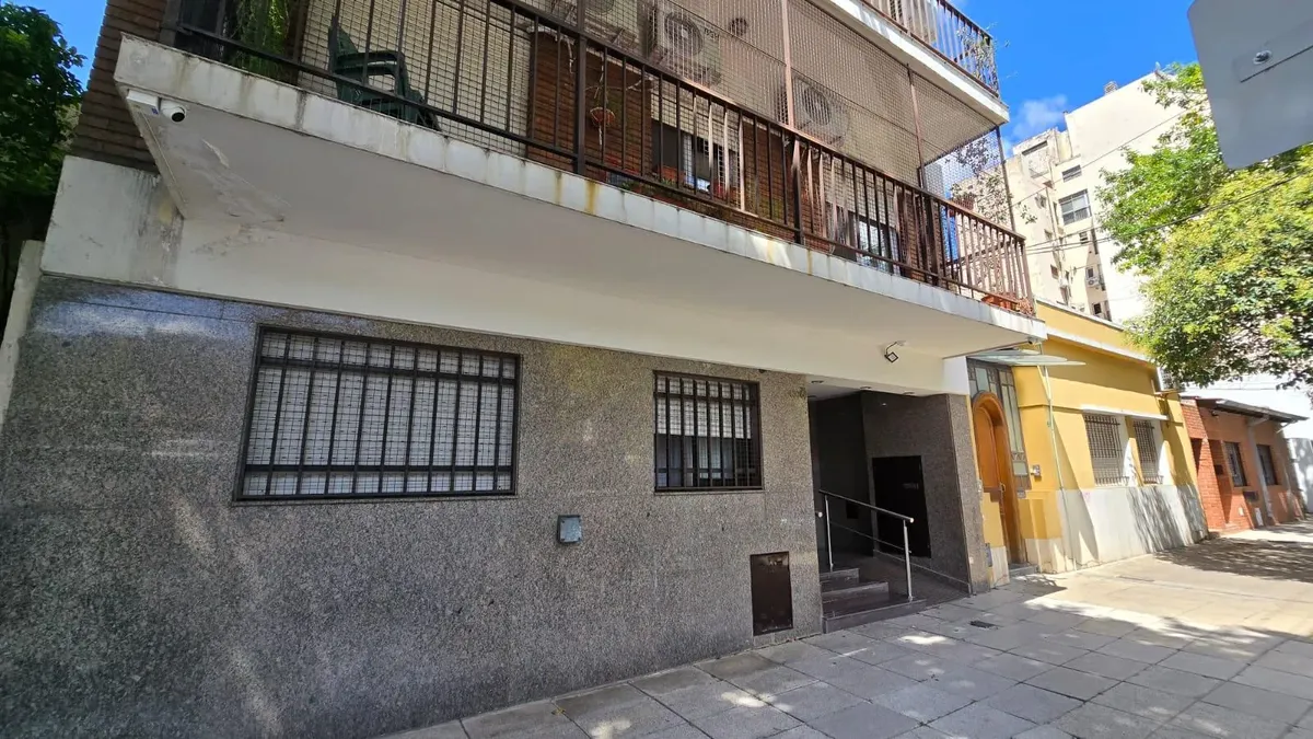 Departamento de 3 ambientes con balcón en Villa Urquiza