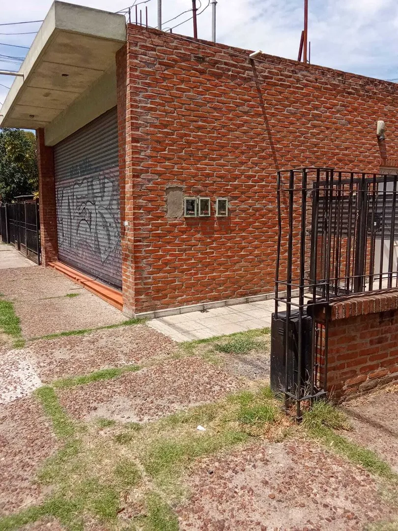 Two-bedroom duplex apartment in El Talar, Tigre