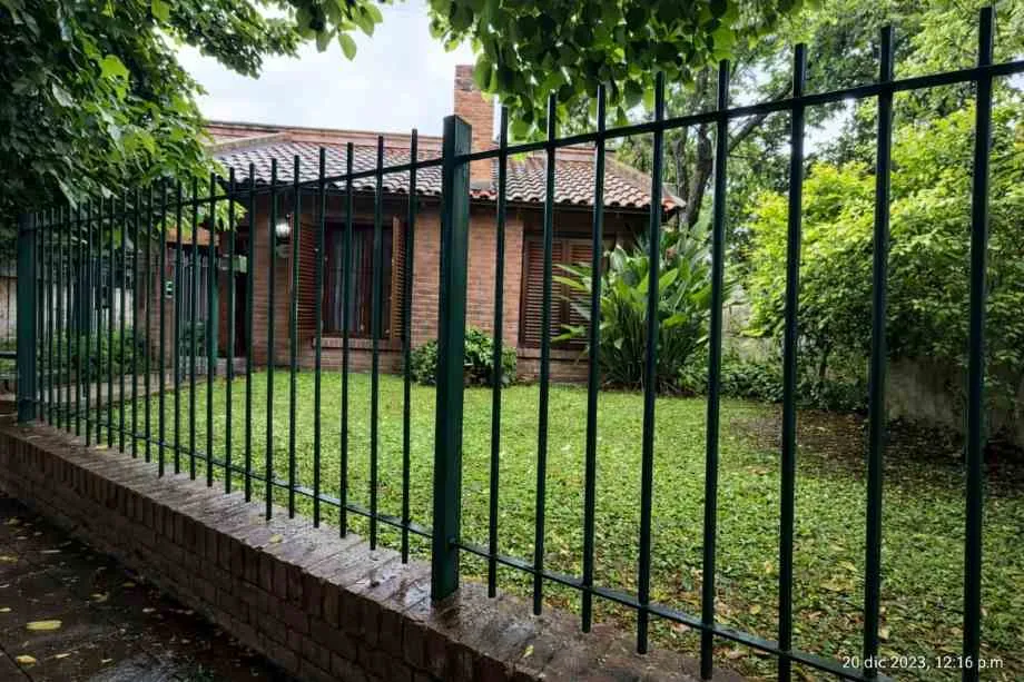 Casa En Alquiler En Moreno Centro