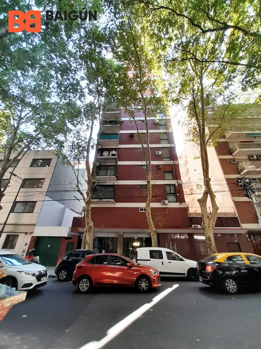 Apartamento de três ambientes reformado no Colegiales